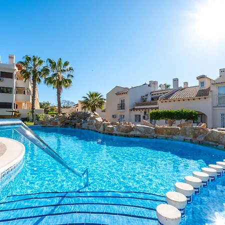 Sunnygolfbeach Apartmán *